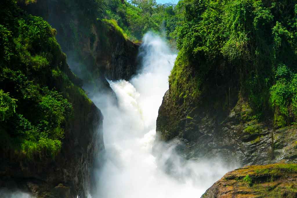 hiking-murchison-falls-on-14-days-gorilla-trekking-across-uganda